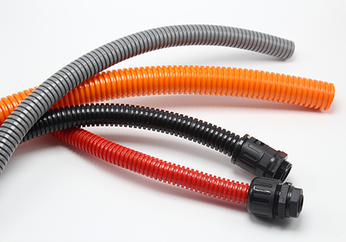 塑料波纹管用于新能源汽车高压线束防水防尘设计